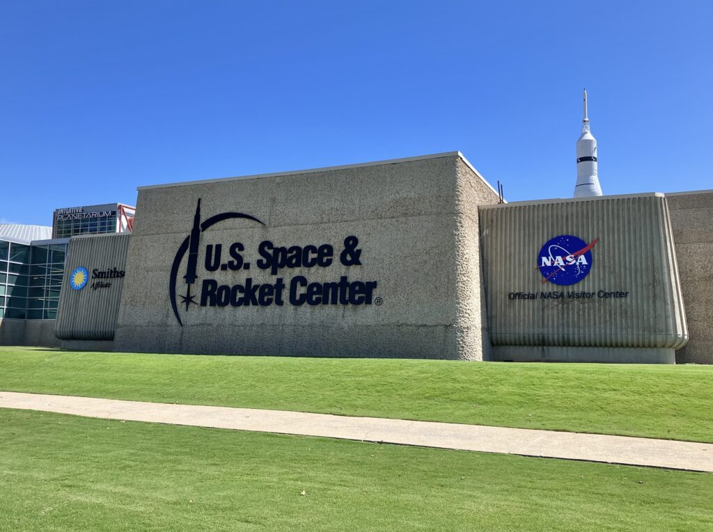 Alabama Travel Guide: US Space and Rocket Center